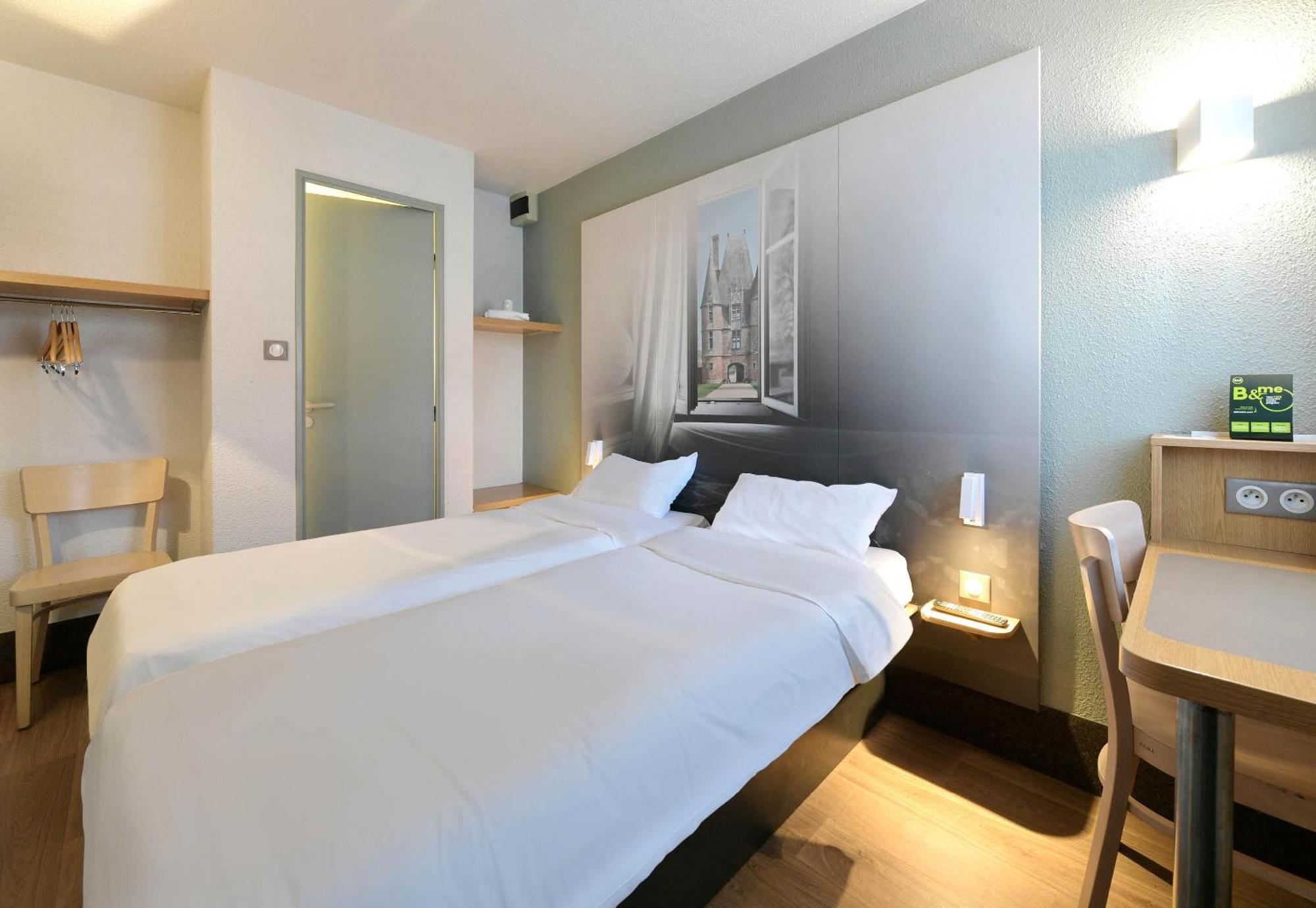 B&B Hotel Alencon Nord Buitenkant foto