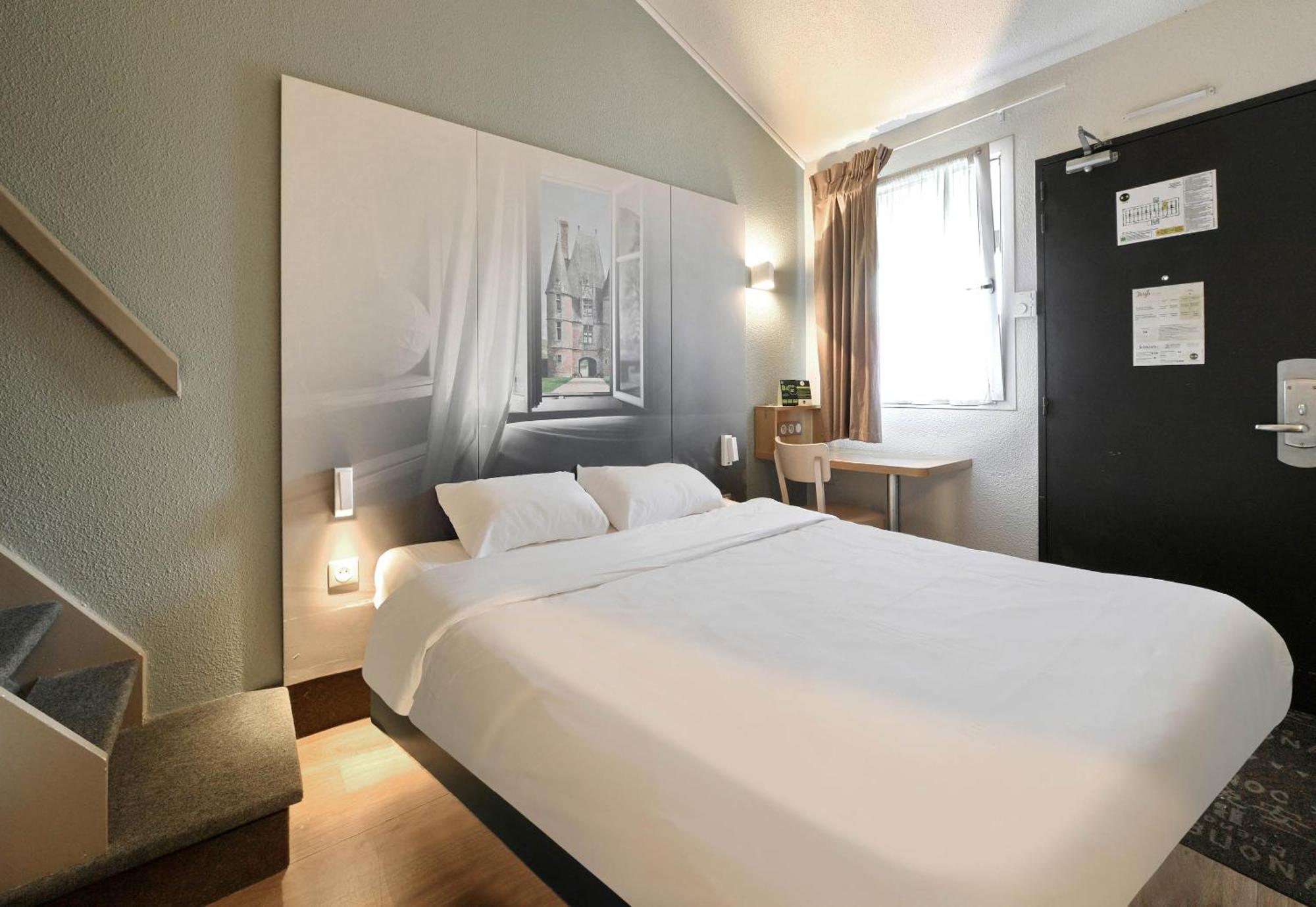 B&B Hotel Alencon Nord Buitenkant foto
