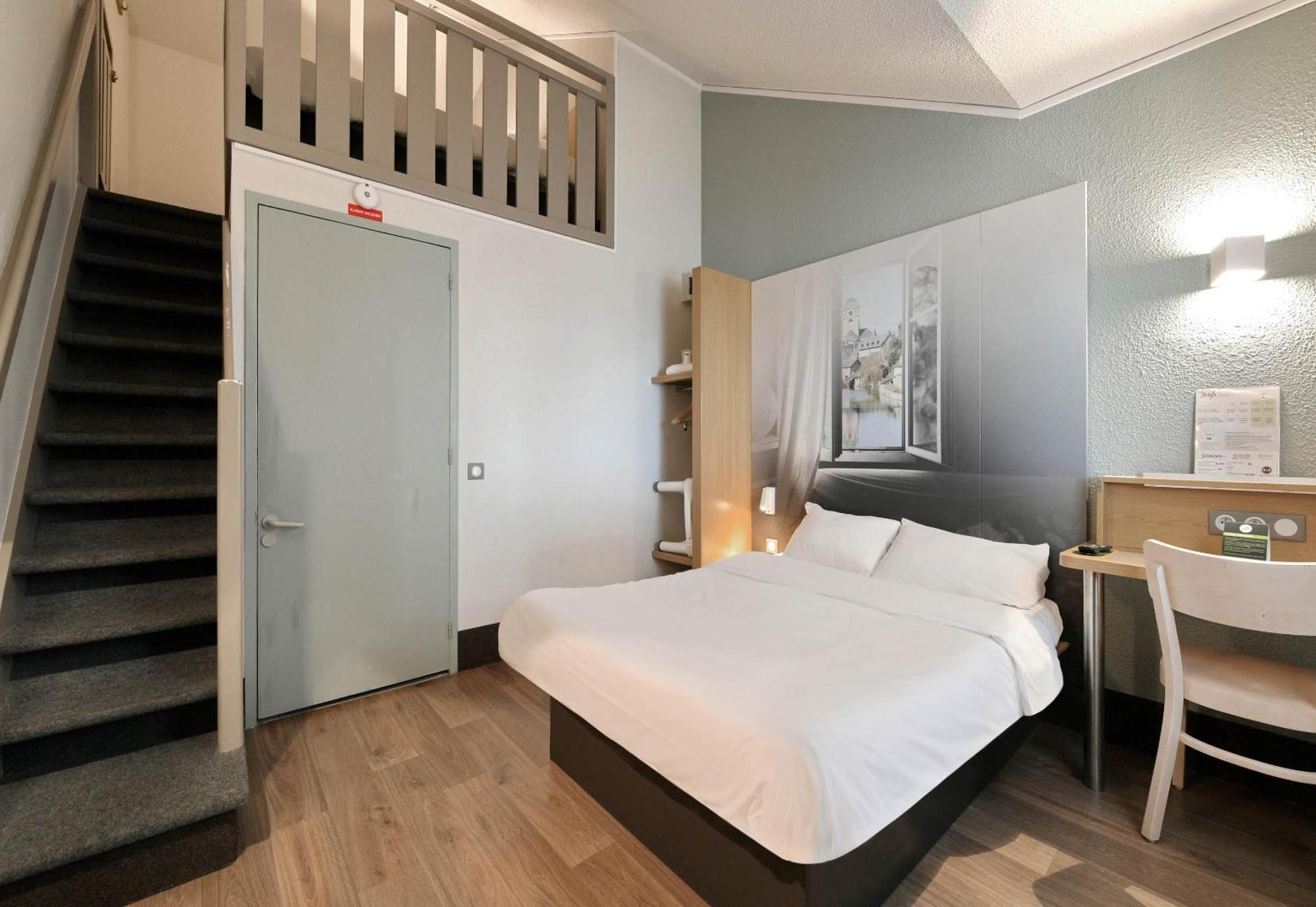 B&B Hotel Alencon Nord Buitenkant foto