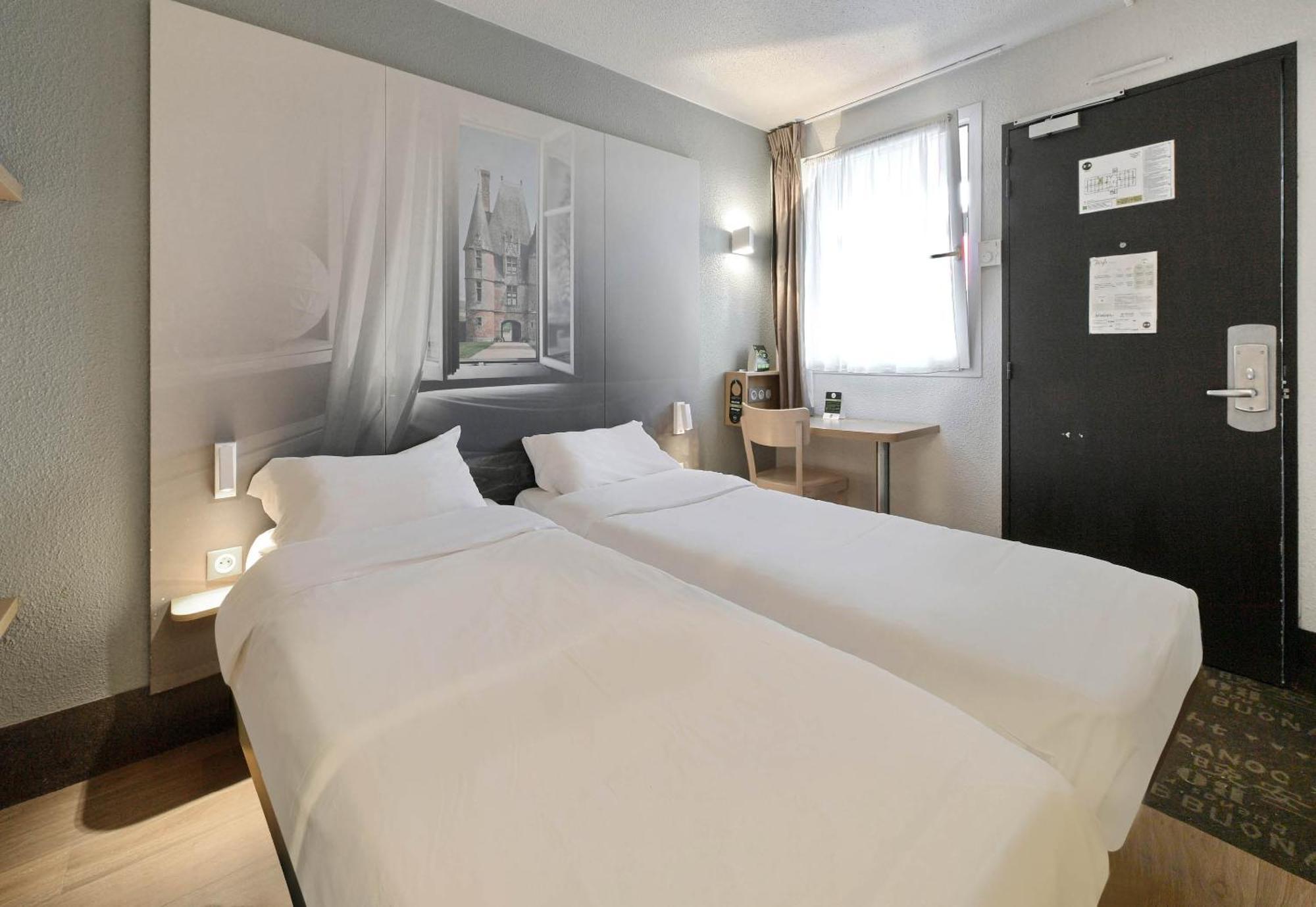 B&B Hotel Alencon Nord Buitenkant foto